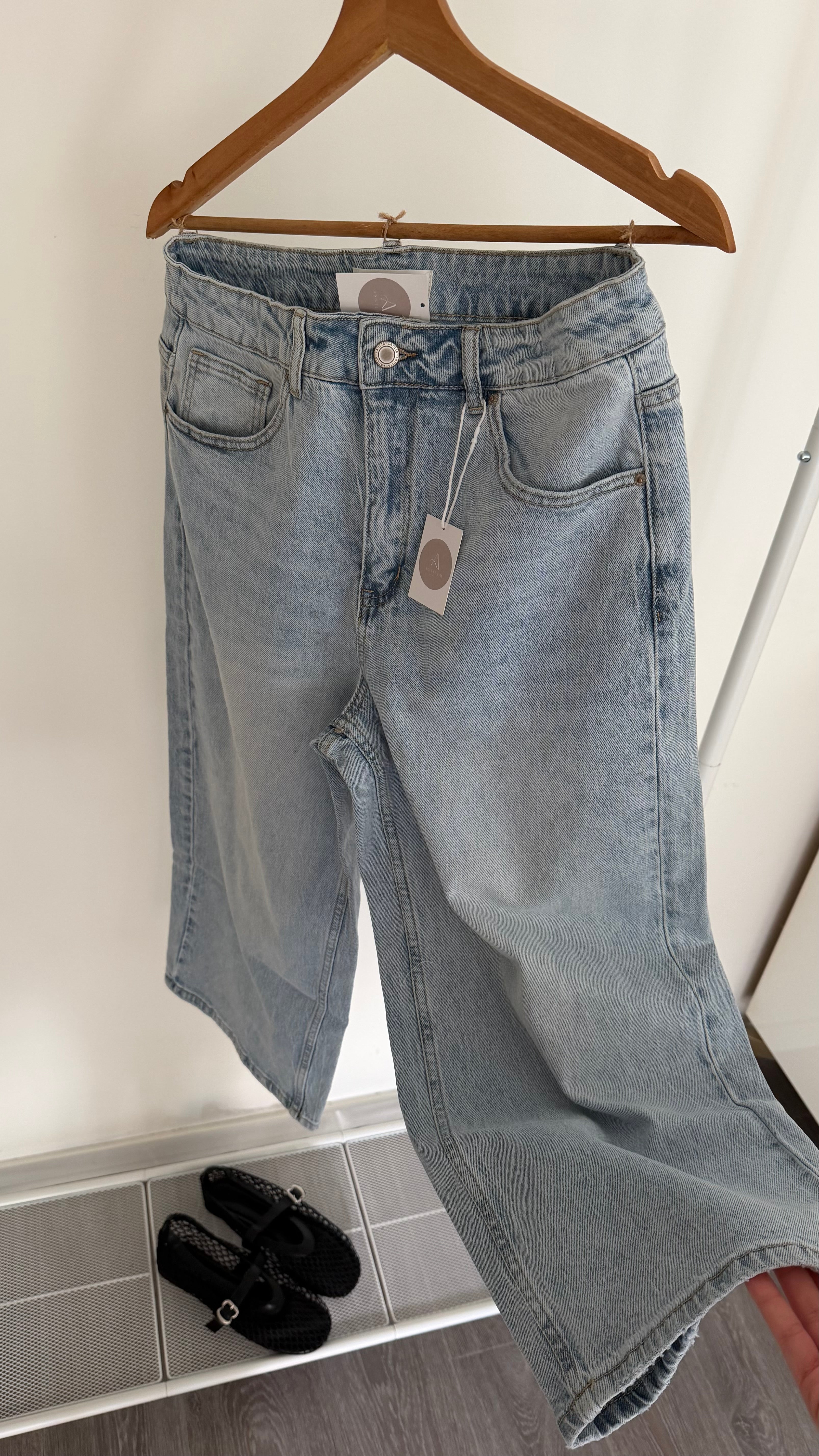 BERMUDA EN JEANS